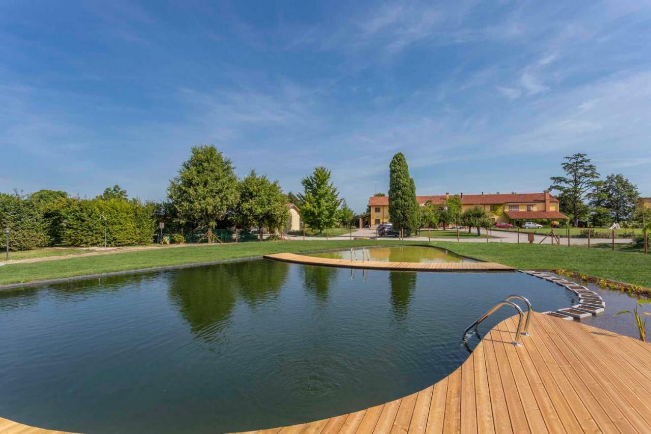 Agriturismo Tenuta Regina - Glamping Luxury Lodges And Apartments Palazzolo dello Stella Exterior foto